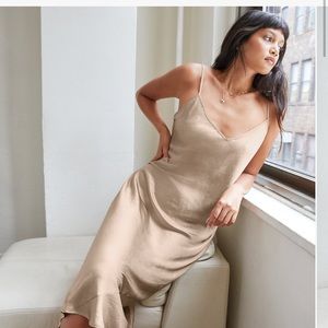 Wildfred only aritizia midi slip dress